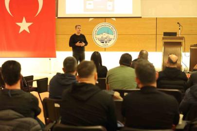 Spor A.Ş. personeline güvenli spor tesisleri için ilk yardım eğitimi