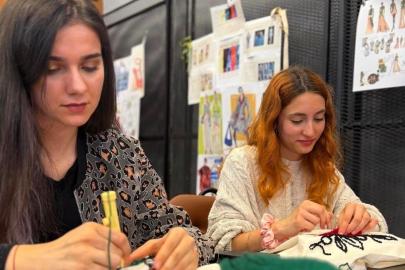 SUBÜ öğrencileri keçe üretimini deneyimledi