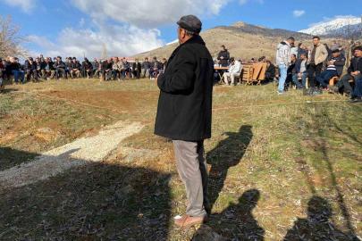 Suçsuz yere öldürülen 2 çocuk annesi memleketinde toprağa verildi