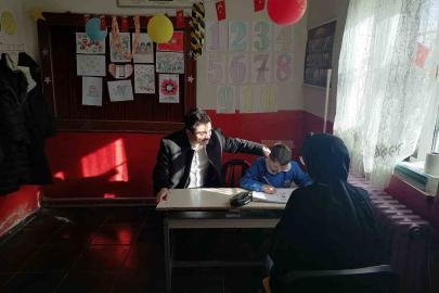 Susuz Kaymakamı Tutal’ın  okul ziyaretleri sürüyor