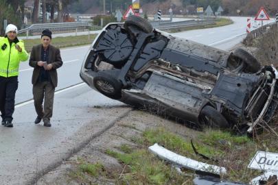 Takla atan otomobilden burnu bile kanamadan çıktı, polisleri de şaşırttı