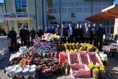 Tarsus’ta halk sağlığını tehdit eden on binlerce ürün toplatıldı