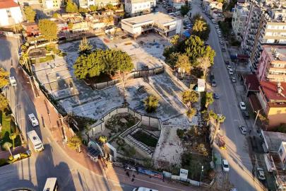 Tarsus’ta Kent Meydanı Projesi açılış için gün sayıyor