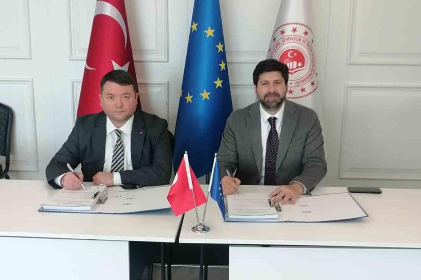 Tarsus’ta yeşil çatı dönemi başlıyor