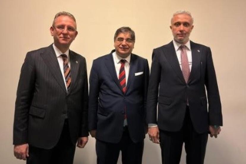 Tavşanlı’da noter yoğunluğu için hafta sonu mesaisi talebi Adalet Bakanlığı’na iletildi