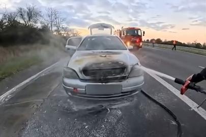 Tekirdağ-Kırklareli sınırında araç yangını: Ekipler zamanla yarıştı