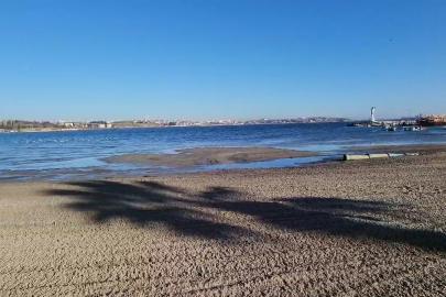 Tekirdağ’da deniz 20 metre çekildi