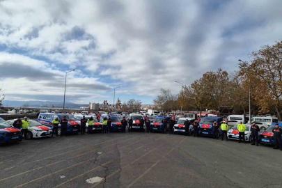 Tekirdağ’da emniyet ve jandarmaya yeni araçlar teslim edildi