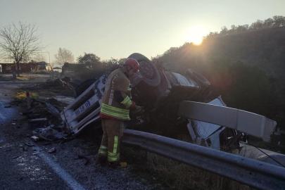 Tır kontrolden çıktı: 1 yaralı