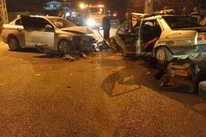 TOFAŞ’ın hurdaya döndüğü kazada 2 kişi yaralandı