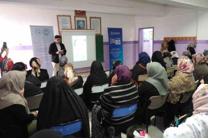 Tokat Gaziosmanpaşa Üniversitesi yolları aşıyor, sağlık taşıyor