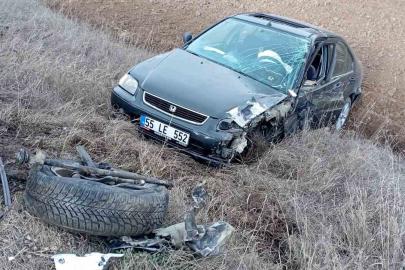 Tokat’ta iki otomobil kafa kafaya çarpıştı: 3 yaralı