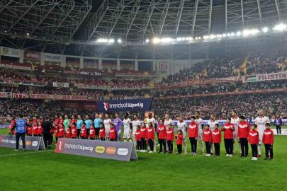 Trendyol Süper Lig: Antalyaspor: 0 - Galatasaray: 2