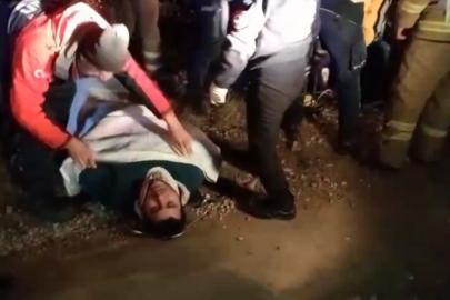 Uçuruma yuvarlanan motosikletliyi ekipler kurtardı