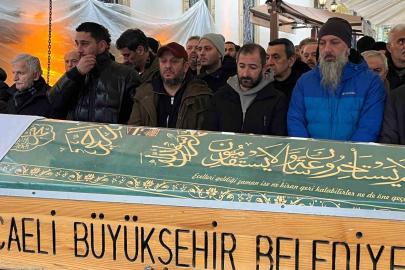 Ünlü oyuncu Serkan Keskin’in babası son yolculuğuna uğurlandı