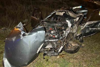 Uşak’ta otomobil şarampole devrildi: 2 ölü, 1 yaralı