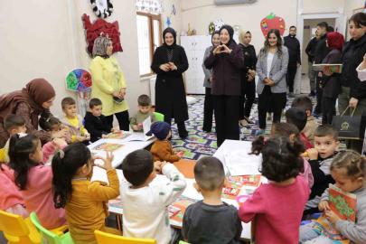 Vali Kızılkaya’nın eşi, şehit ailesi, koruyucu aile ve kadın üreticilerle bir araya geldi