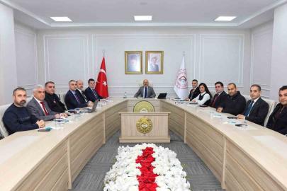 Vali yardımcılarıyla değerlendirme toplantısı  yapıldı