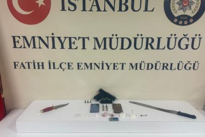 ‘Yağma’ suçundan aranan ve hakkında 20 yıl hapis cezası bulunan firari uyuşturucu operasyonunda yakalandı