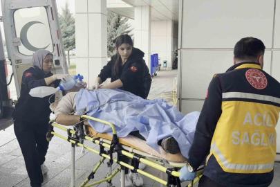 Yakınını kaza yerinde gören adam kalp krizi geçirdi