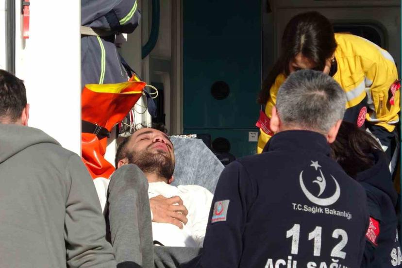 Yangına uykuda yakalandı, dumandan etkilendi