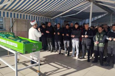 Yangında hayatını kaybeden vatandaş defnedildi