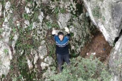 Yaşam için son çığlığı 4’üncü gün duyuldu: Dağın zirvesinde mahsur kalan genç için ekipler seferber oldu