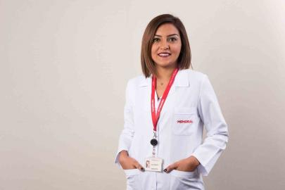 Yılbaşı akşamında yemek yerken pişman etmeyecek 10 altın kural