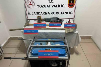 Yozgat’ta kaçak kazı yaparken suçüstü yakalandı
