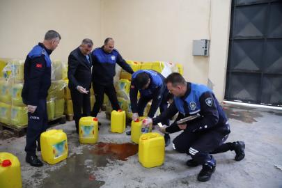Yurt dışına yağ diye su göndereceklerdi