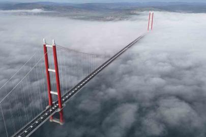 1915 Çanakkale Köprüsü sisler içinde mest etti