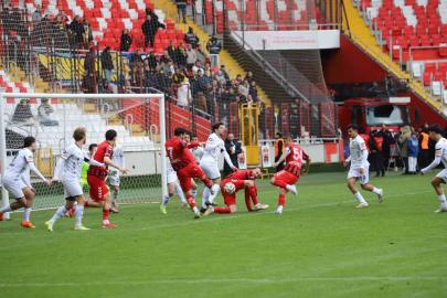 24Erzincanspor kendi evinde Ankaragücü’ne 2-0 yenildi