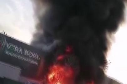 Adana’da plastik üretim tesisindeki yangın söndürüldü