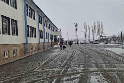 Adıyaman’da iki ilçede daha okullar tatil edildi