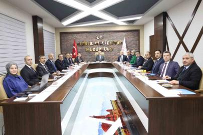 Ağrı Valisi Bozkurt, Eleşkirt’teki çalışmaları yerinde inceledi