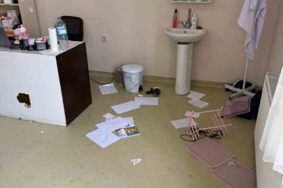 Ağrı’da ASM’de görev yapan doktora muayene odasında yumruklu saldırı