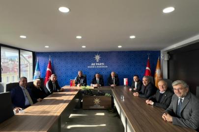 AK Parti Bilecik teşkilatı İl Genel Meclisi üyeleriyle bir araya geldi