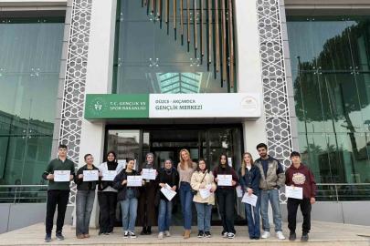 Akçakoca Gençlik Merkezi’nde diksiyon atölyesi tamamlandı