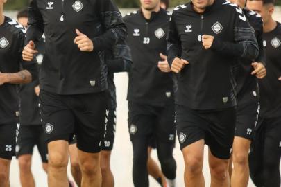 Altay’da Ceyhun Gülselam ve Özgür Özkaya fesih hakkını kullanmadı