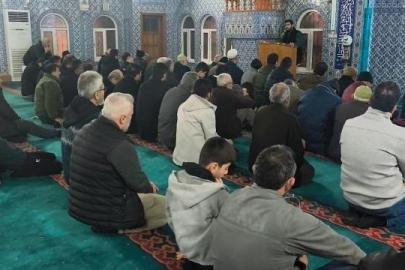 Anamur’da yeni yılın ilk sabahı camilerde karşılandı