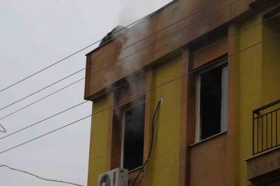 Antalya’da dairede çıkan yangın korkuttu