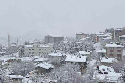 Arapgir beyaza büründü