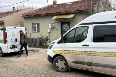 Arkadaşlarıyla alkol aldıktan rahatsızlandı, evinde hayatını kaybetti