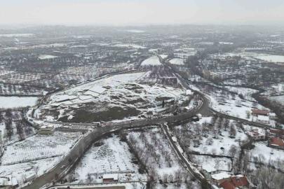 Arslantepe Höyüğü karla kaplı haliyle havadan görüntülendi