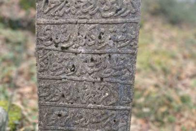Asırlık Osmanlı mezarları yeniden ayağa kaldırıldı