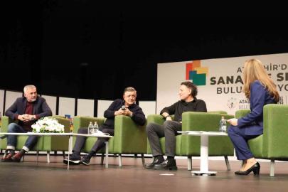 Ataşehir’de sanat ve spor alanında ünlü isimleri buluşturan panel