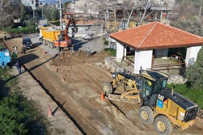 Aydın Büyükşehir Belediyesi Efeler’in yollarını yeniliyor