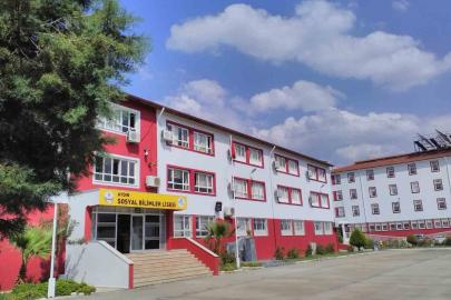 Aydın Sosyal Bilimler Lisesi, bölge finaline yükseldi