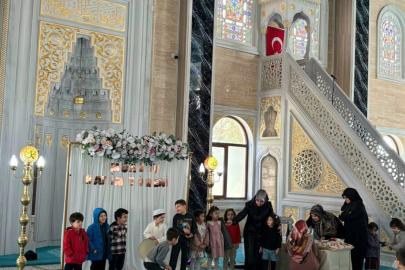 Aydın’da 4-6 yaş Kur’an kursu öğrencisi Yıldırım Kur’an-ı Kerim’i hatmetti