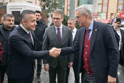 Bakan Memişoğlu’nun katıldığı toplantıda Esenyurt’taki sağlık yatırımları ele alındı